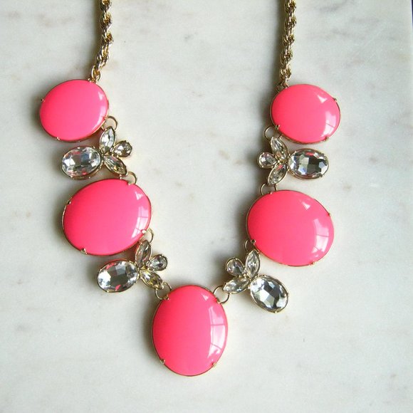 Banana Republic Hot Pink Crystal Statement Necklace - Picture 2 of 4
